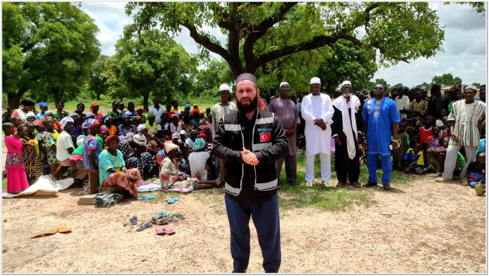 Burkina Faso'da Köy halkı topluca iman etti